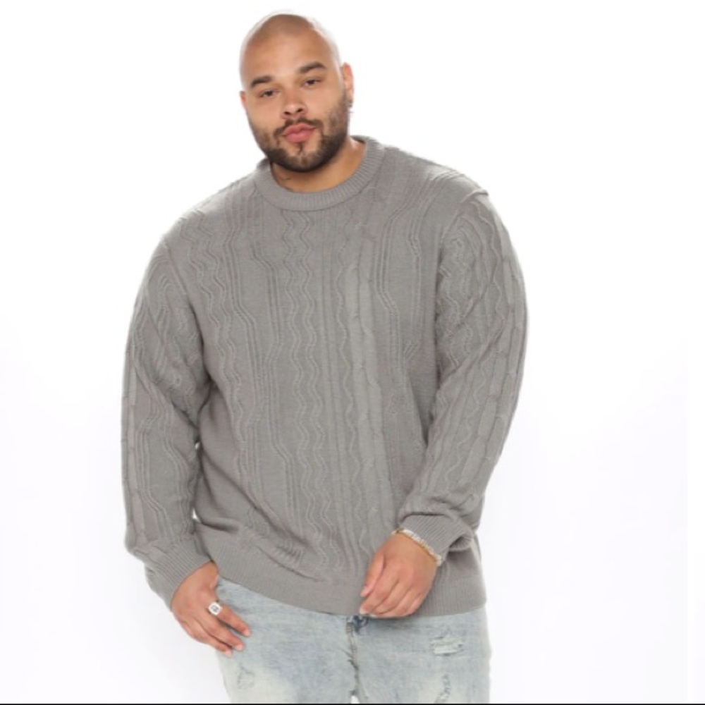 Drew Cable Knit Sweater in Heather Grey, Size Large